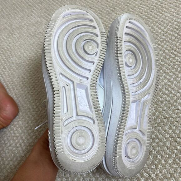 Women’s Nike Air Force 1 Platform Sneakers - Picture 7 of 7